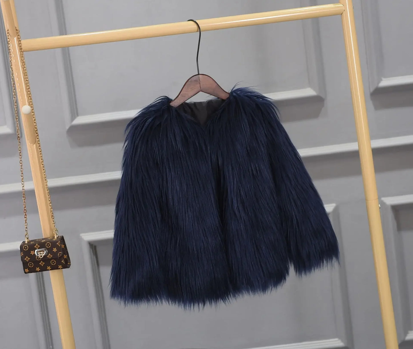 Women Faux Fur Coat Long Sleeve Covered Button Cardigan Thick Warm Fur Jackets Color Loose Casual Slim Y2k Round Neck Autumn